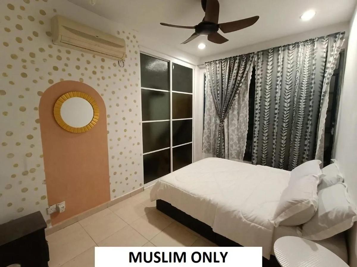 Homestay Laman Nuri, Kota Damansara เปอตาลิงจายา ภายนอก รูปภาพ