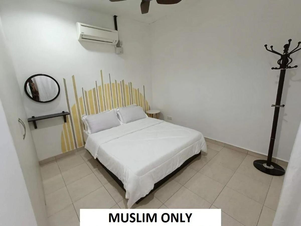 Homestay Laman Nuri, Kota Damansara เปอตาลิงจายา ภายนอก รูปภาพ